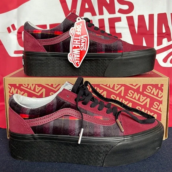 Vans Old Skool Stac
Velvet Plaid Port/Black
VNOA7Q5M02Y
WMNS Platforms - sneaker - Picture 1 of 16
